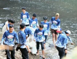 Hadiri Gerakan Nasional “AYO Muliakan Sungai”, Wamen Ossy: Memuliakan Sungai Berarti Memuliakan Negara