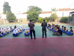 Tanamkan Cinta Tanah Air Sejak Dini, Koramil 01/Tambun Beri Materi Wasbang dan PBB di SMP Islam Al Azhar 44 Grand Wisata