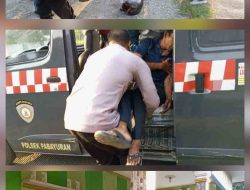 Gerak Cepat !!! Polsek Pebayuran Evakuasi Korban Kecelakaan di Jalan Raya Kertasari